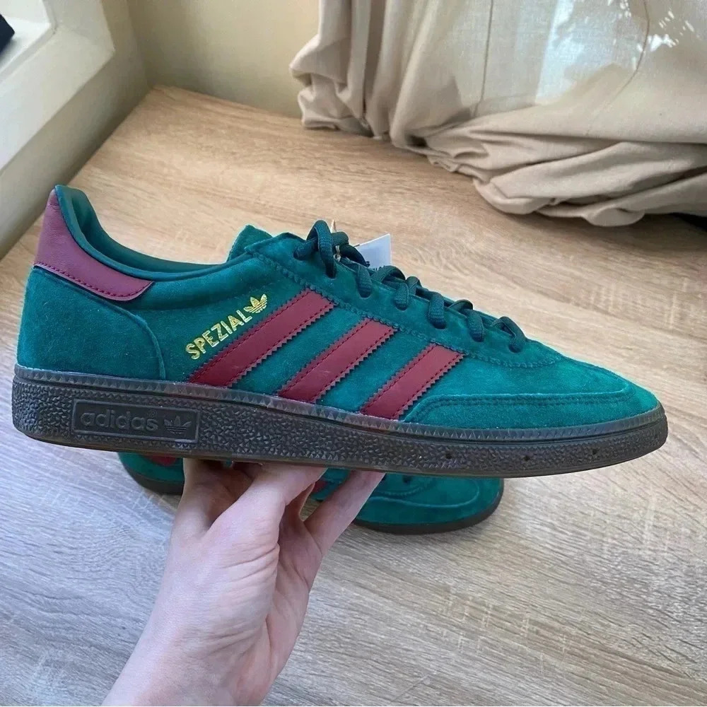 Adidas Handball Spezial Sneakers Green Suede Red Womens Size 10